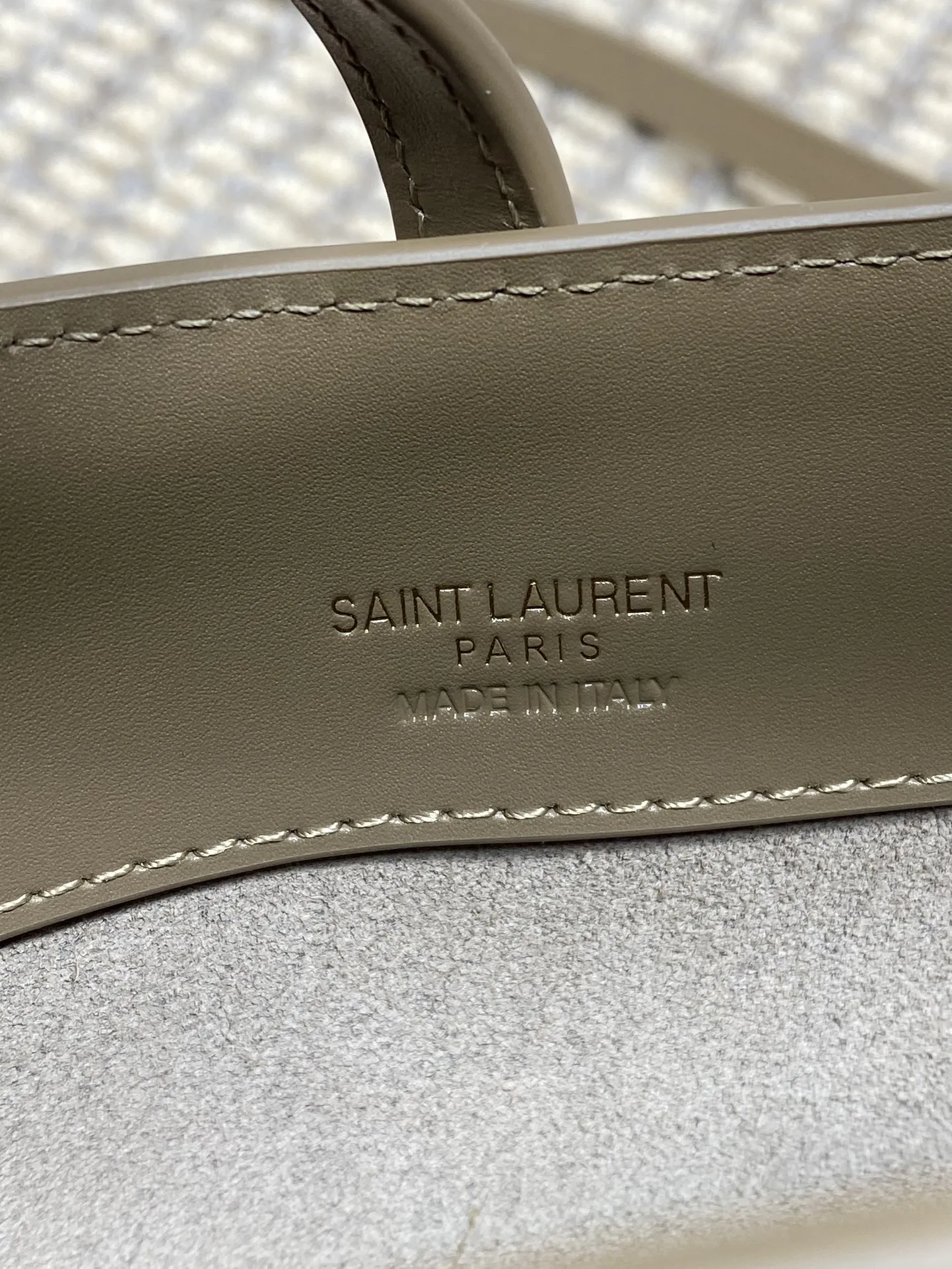 Yves Saint Laurent オリーブミニバケットバッグ - 画像 (9)