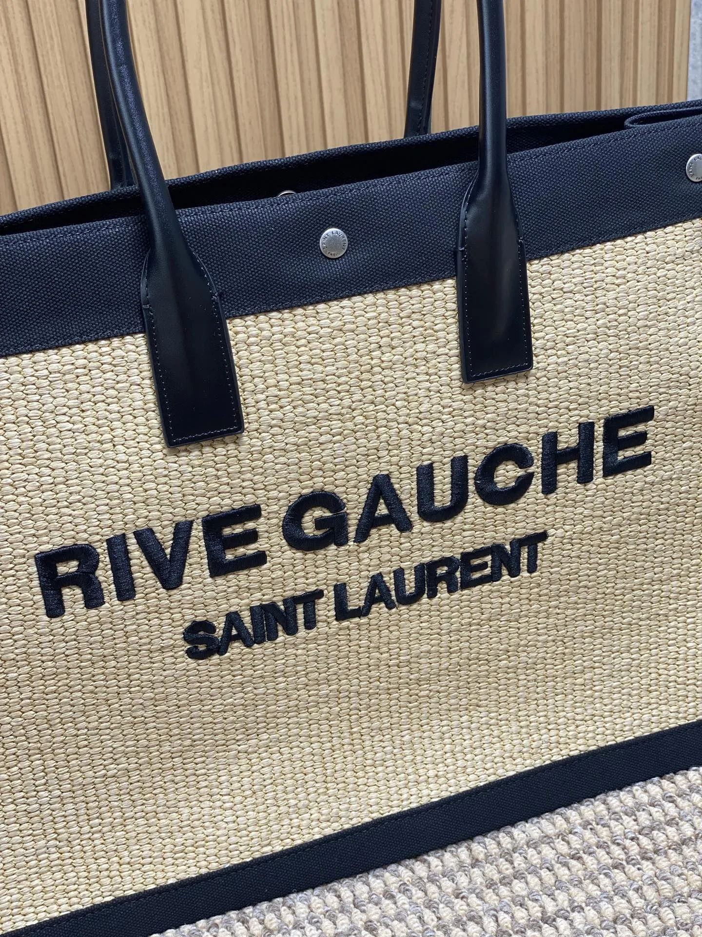 Yves Saint Laurent 杏色 Rive Gauche Tote - 画像 (7)