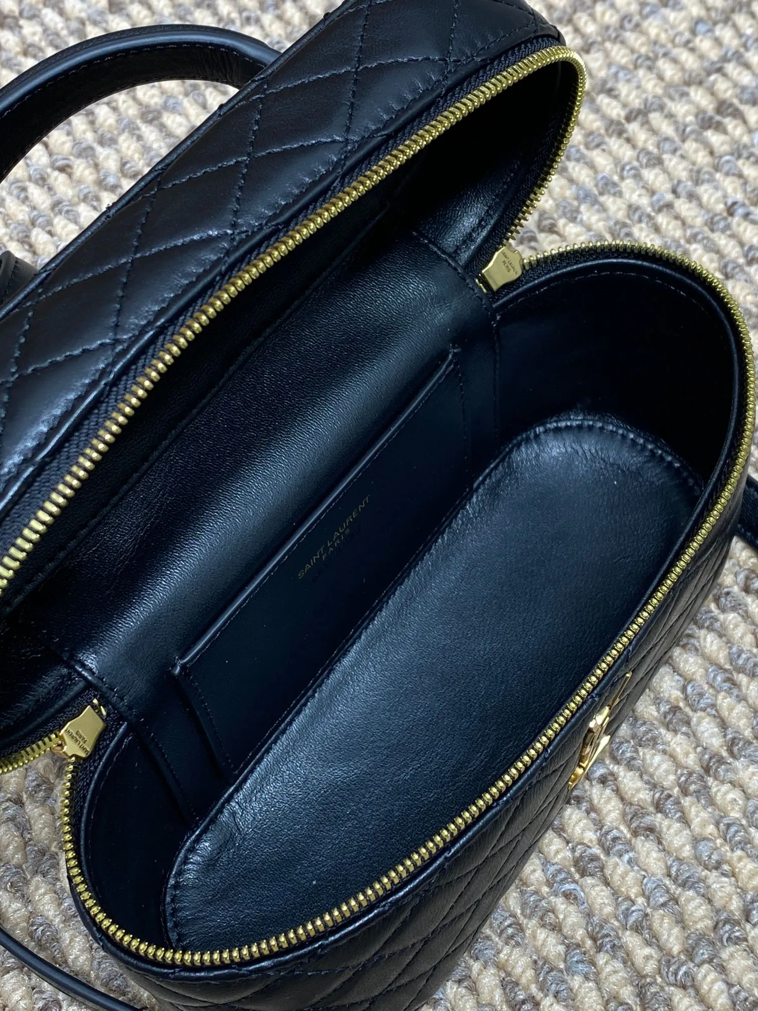 Yves Saint Laurent ネイビー ボックスバッグ - 画像 (8)