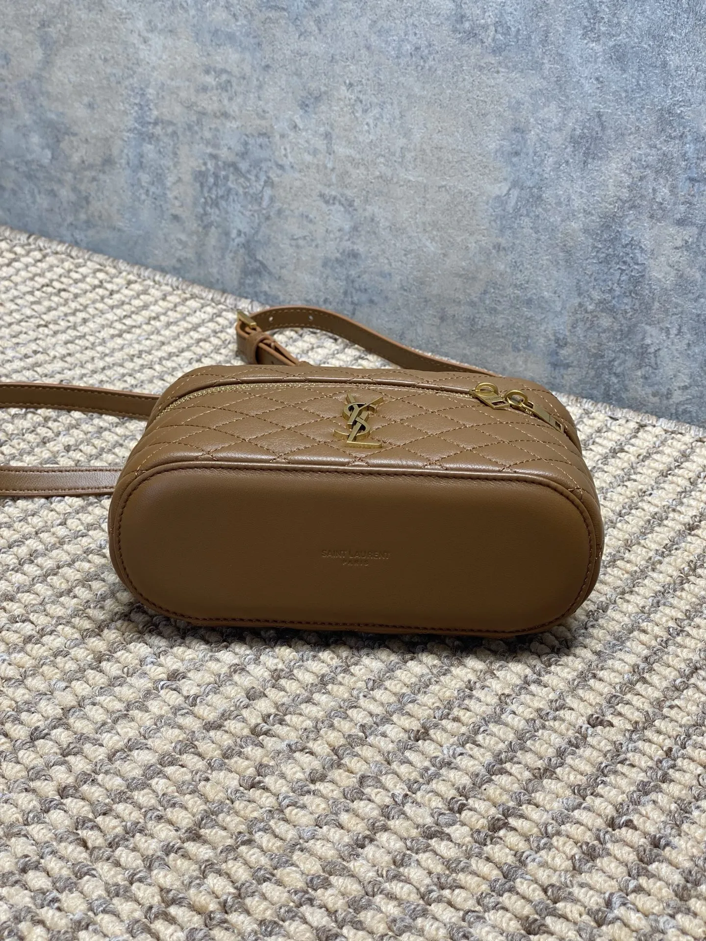 Yves Saint Laurent 棕色小gabyボックスバッグ - 画像 (5)