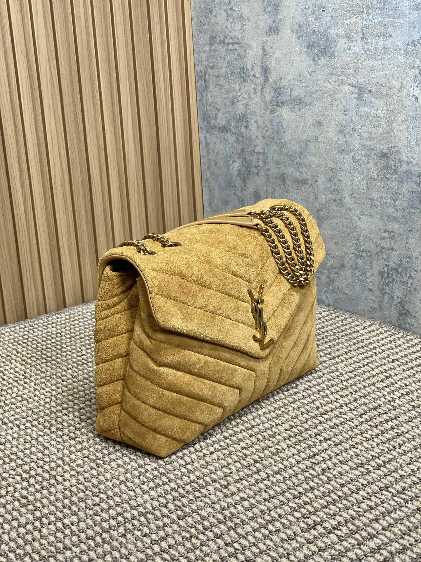 Yves Saint Laurent イエロー麂皮大号長形信封挎包 - 画像 (5)