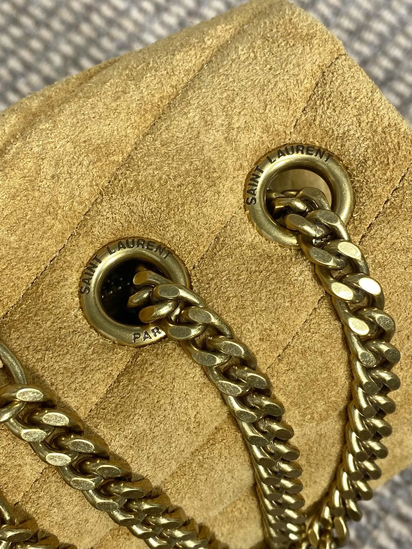 Yves Saint Laurent イエロー麂皮大号長形信封挎包 - 画像 (7)