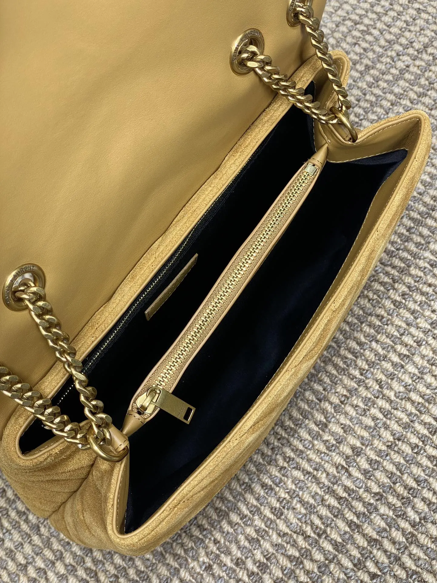 Yves Saint Laurent イエロー麂皮大号長形信封挎包 - 画像 (10)