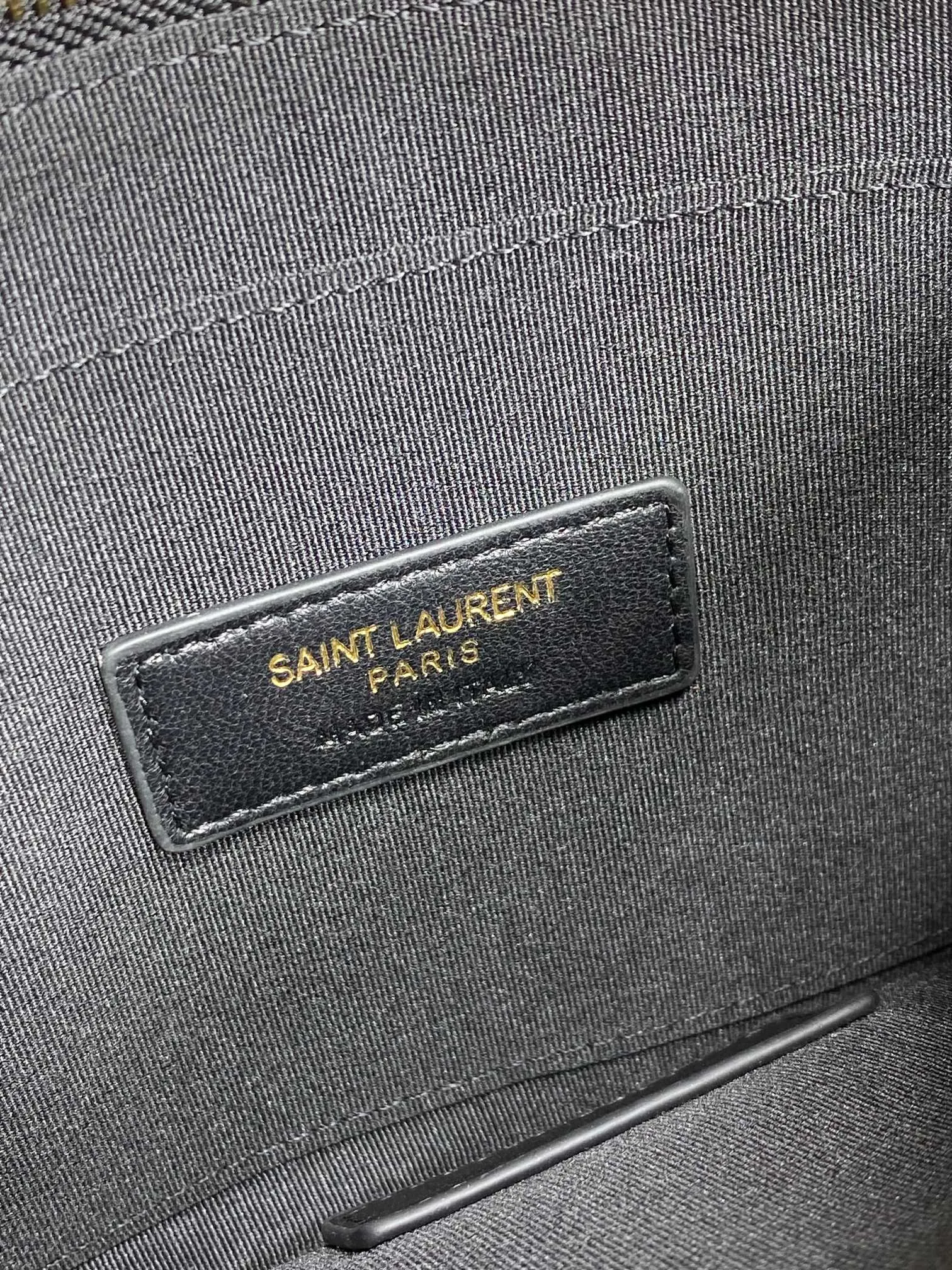 サンローランYSLブラック魚子酱ジップクラッチ - 画像 (9)