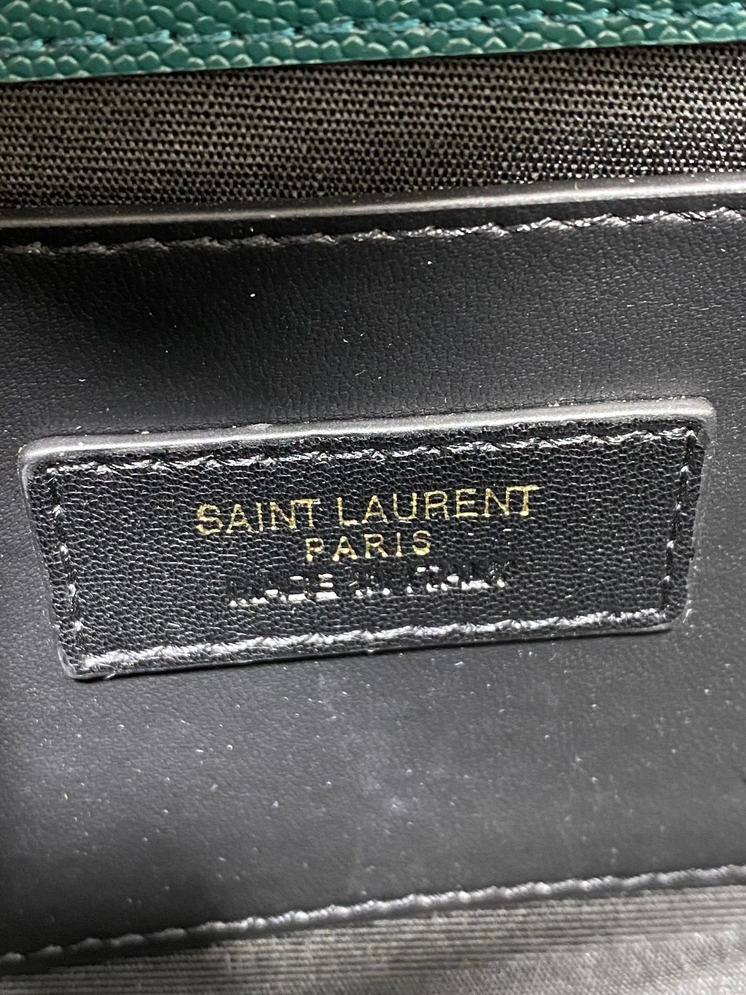 Yves Saint Laurent グリーン真皮球紋付レターパック - 画像 (10)