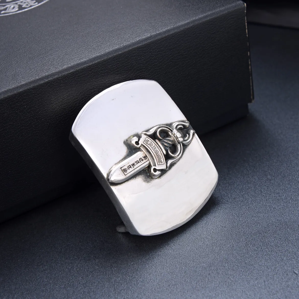 Chrome Hearts 新作シルバー剣モチーフベルトバ buckle - 画像 (5)