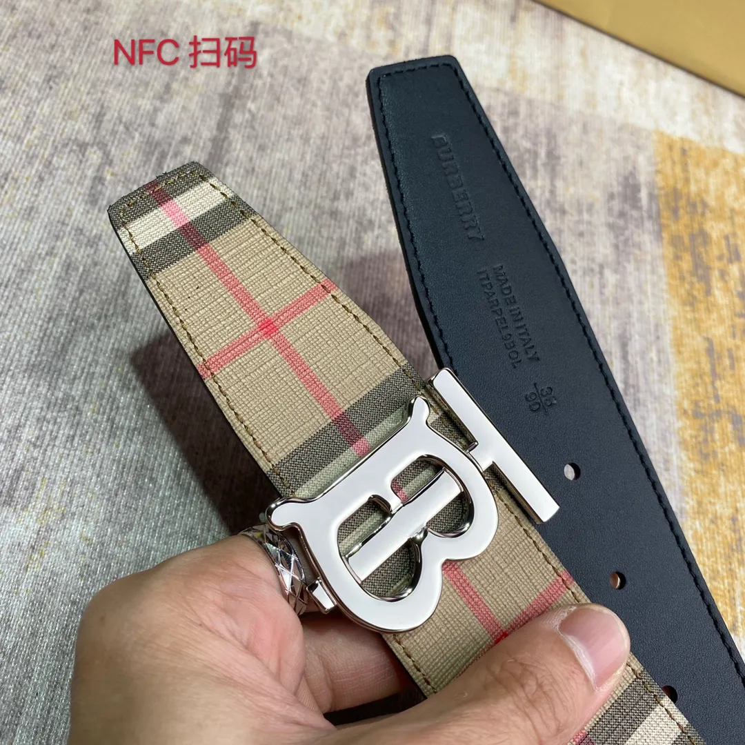 Burberry 新作ベージュチェックレザーベルト - 画像 (4)