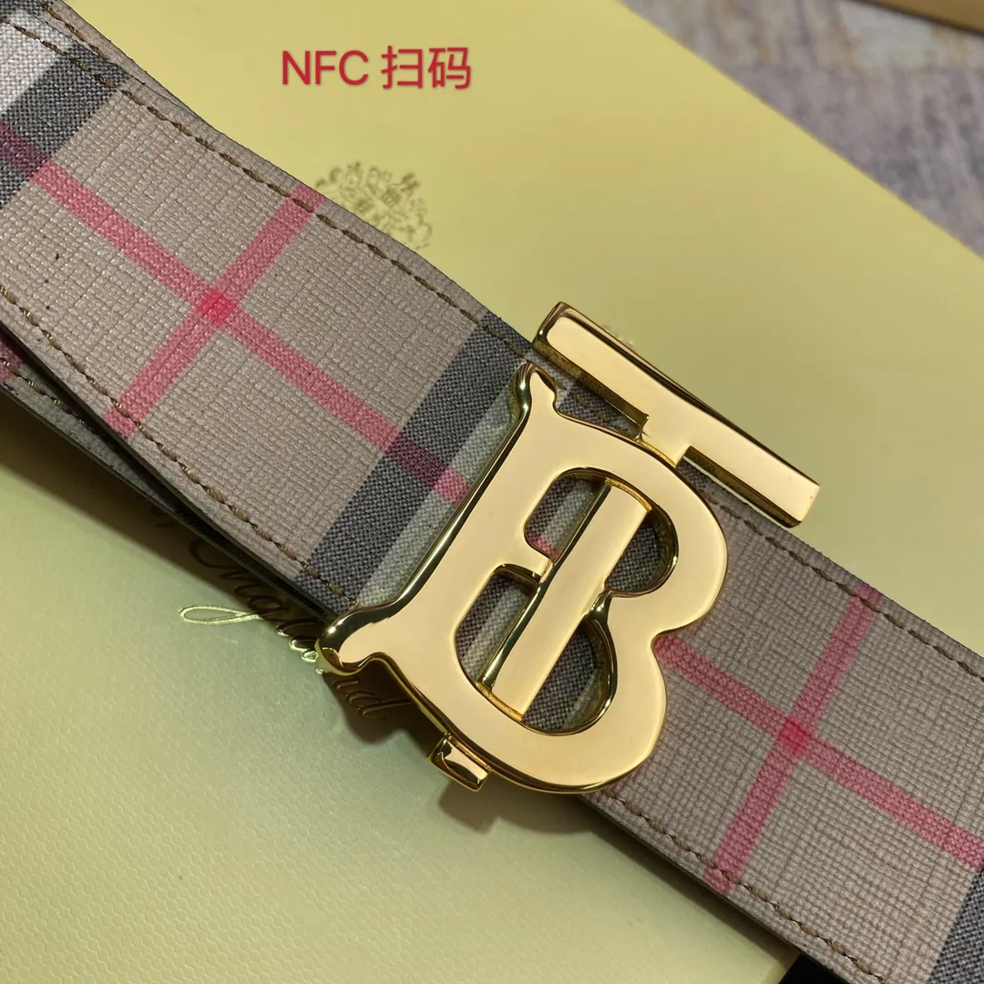 Burberry 新作ベージュチェックレザーベルト - 画像 (5)