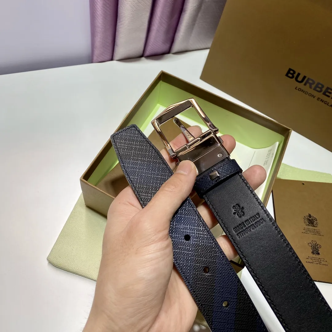 Burberry 新作ブルーベルトシルバーローテーションバックル - 画像 (5)