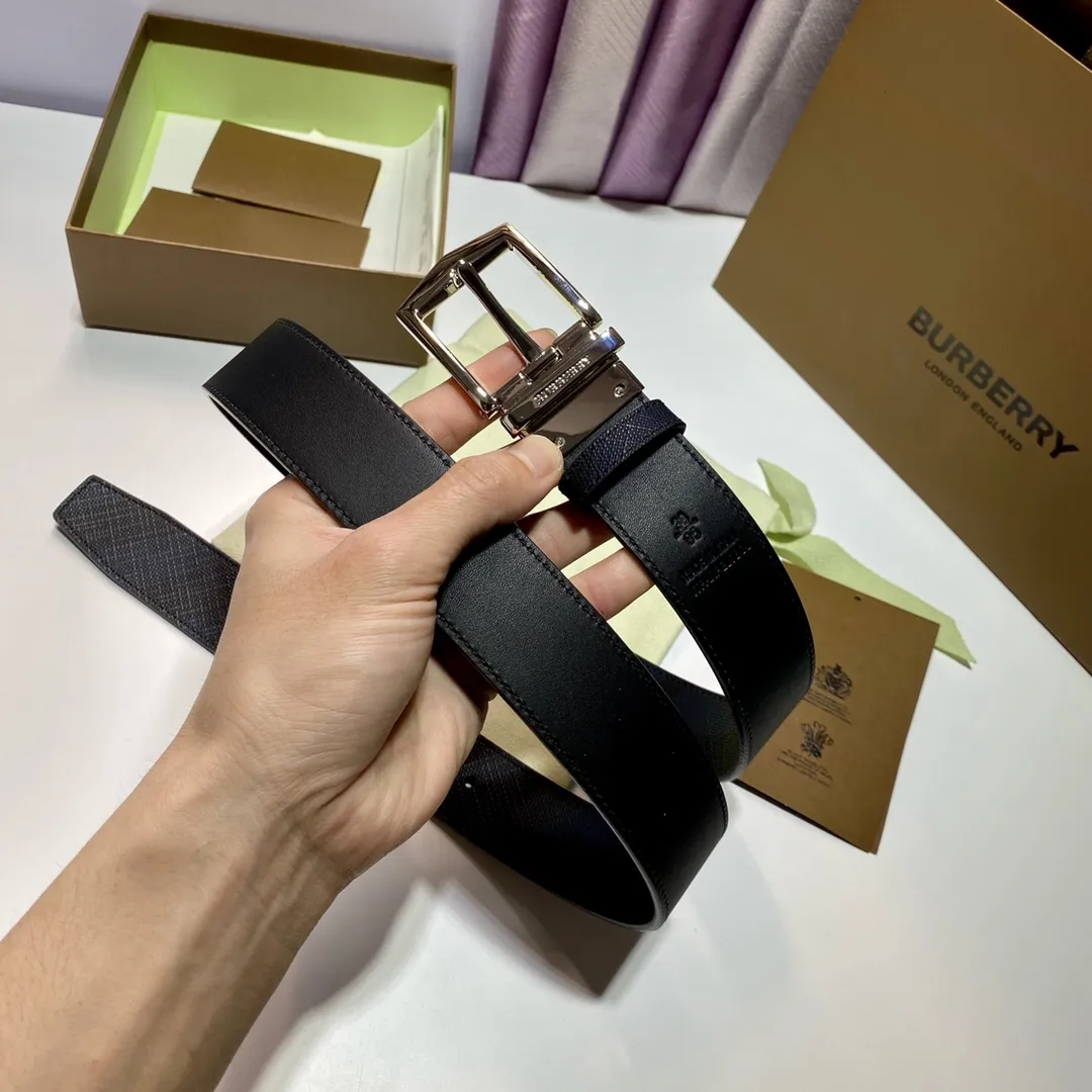 Burberry 新作ブルーベルトシルバーローテーションバックル - 画像 (6)