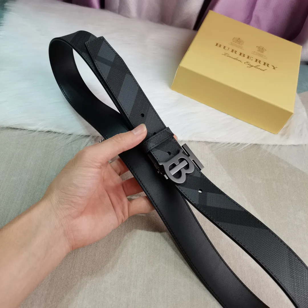 Burberry 新作黒London格子皮革ベルト - 画像 (8)