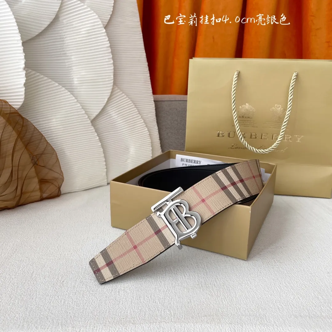 バーバリーベージュ新作クラシックチェックPVCベルト