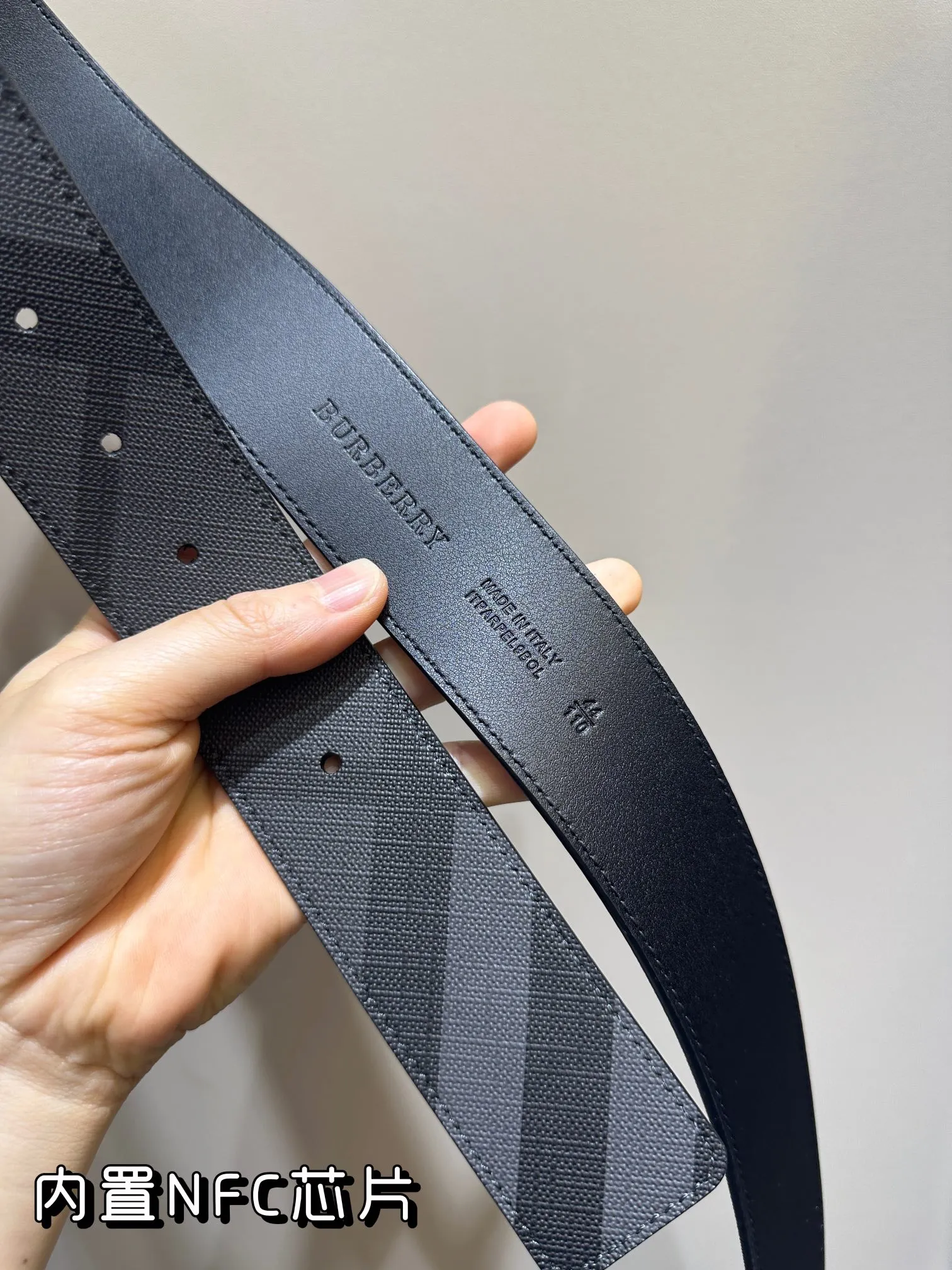 バーバリーTBシリーズ新作ベルト黒ブルー格子柄 - 画像 (6)