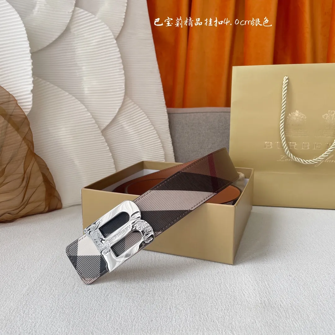 バーバリーフェアアイルPVCベルト新作ブラウンチェック