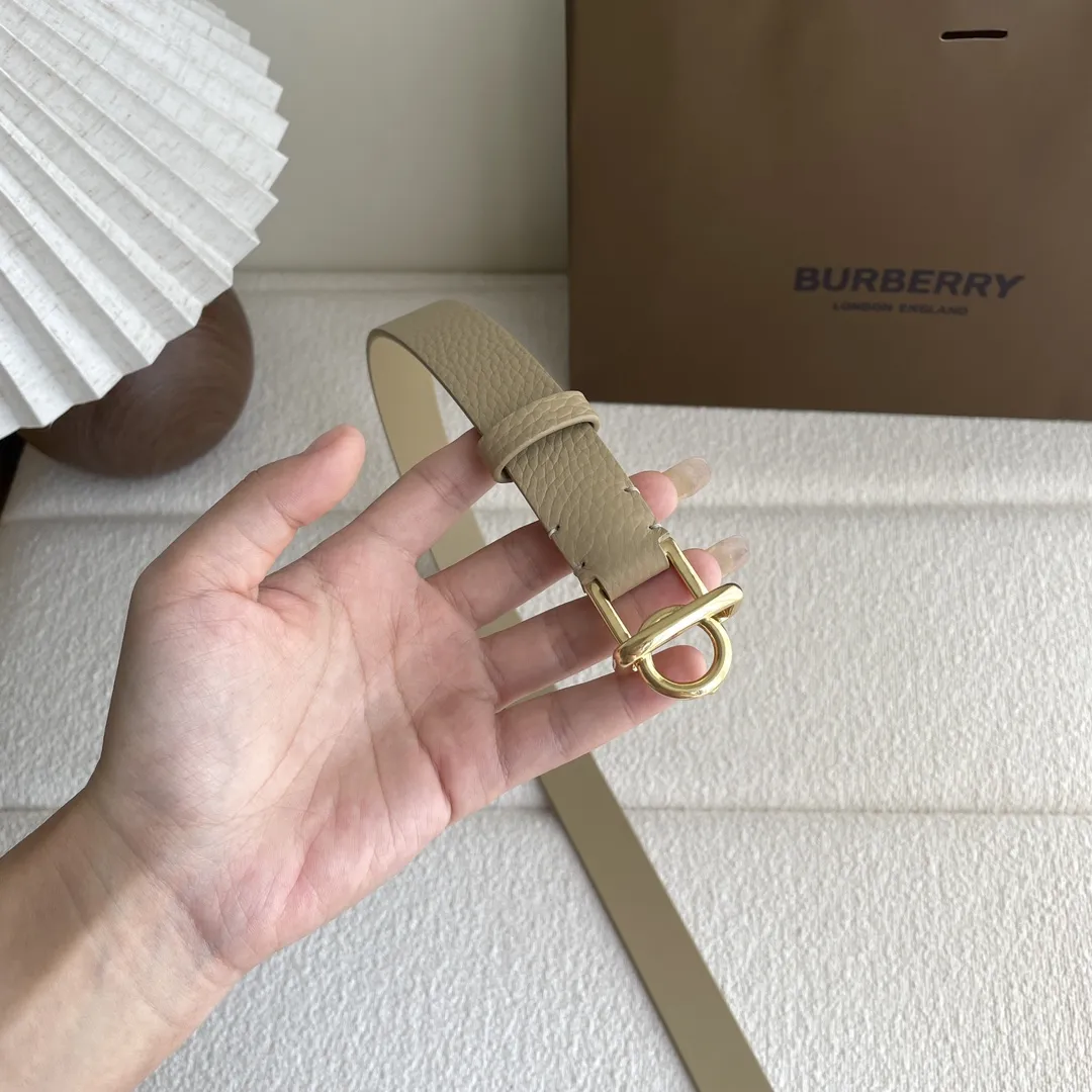 バーバリー ベージュ粒纹ベルト