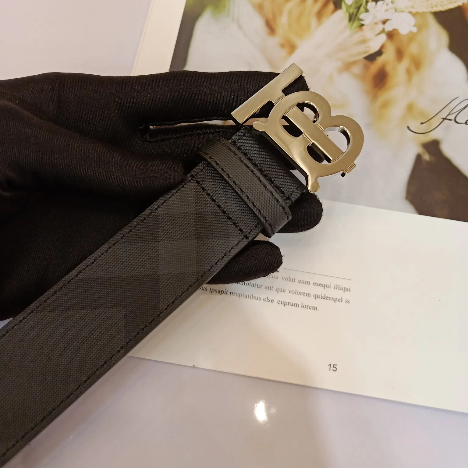 Burberry 新作TBロゴベルト グレー 3.5cm幅