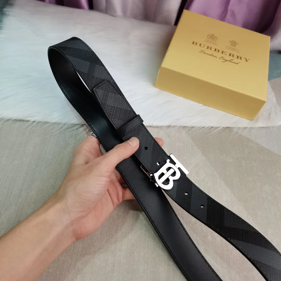 Burberry 新作黒London格子レザーベルト - 画像 (7)