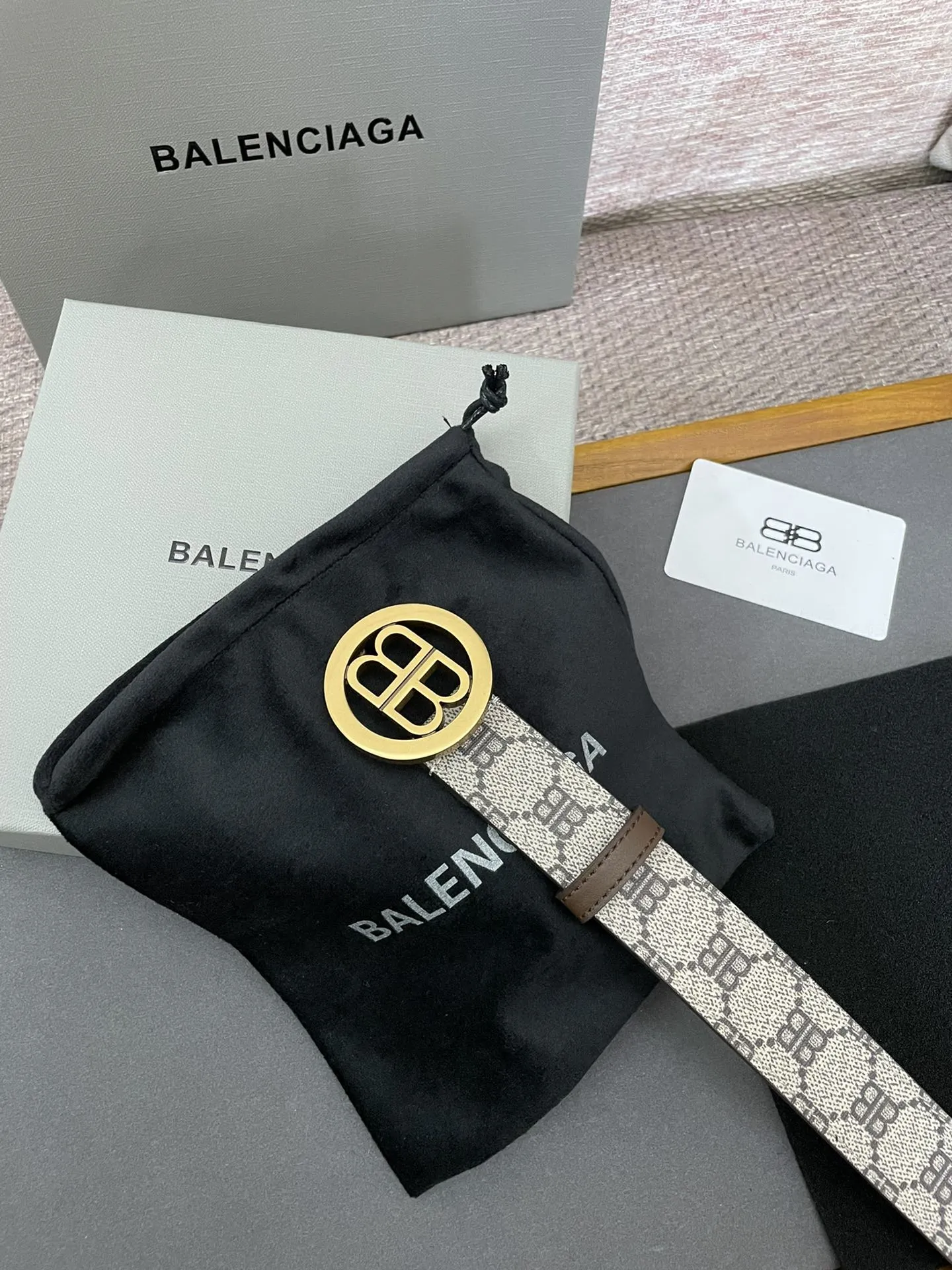 BALENCIAGA 新作ベージュBBバ buckleベルト - 画像 (4)