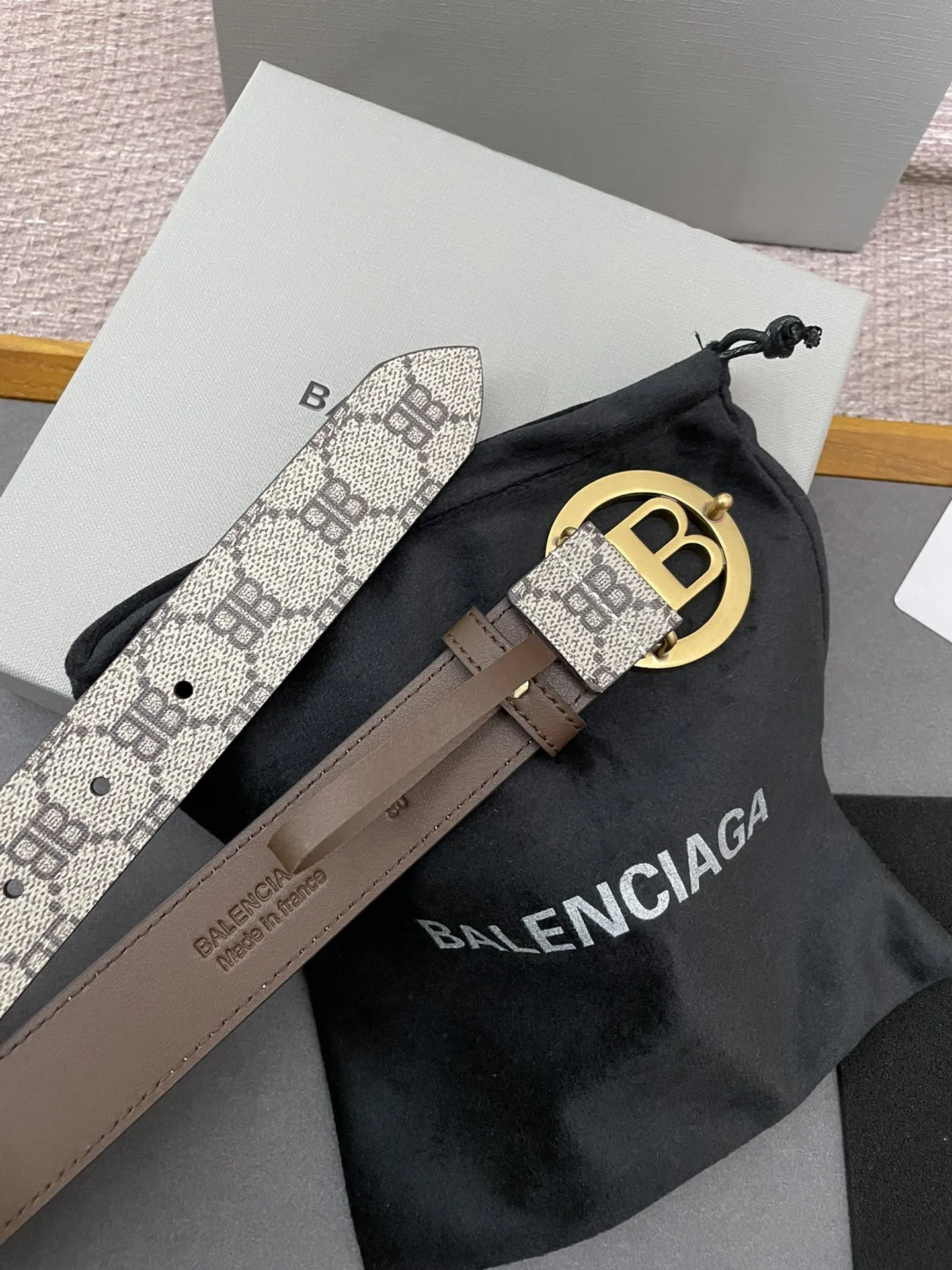 BALENCIAGA 新作ベージュBBバ buckleベルト - 画像 (5)