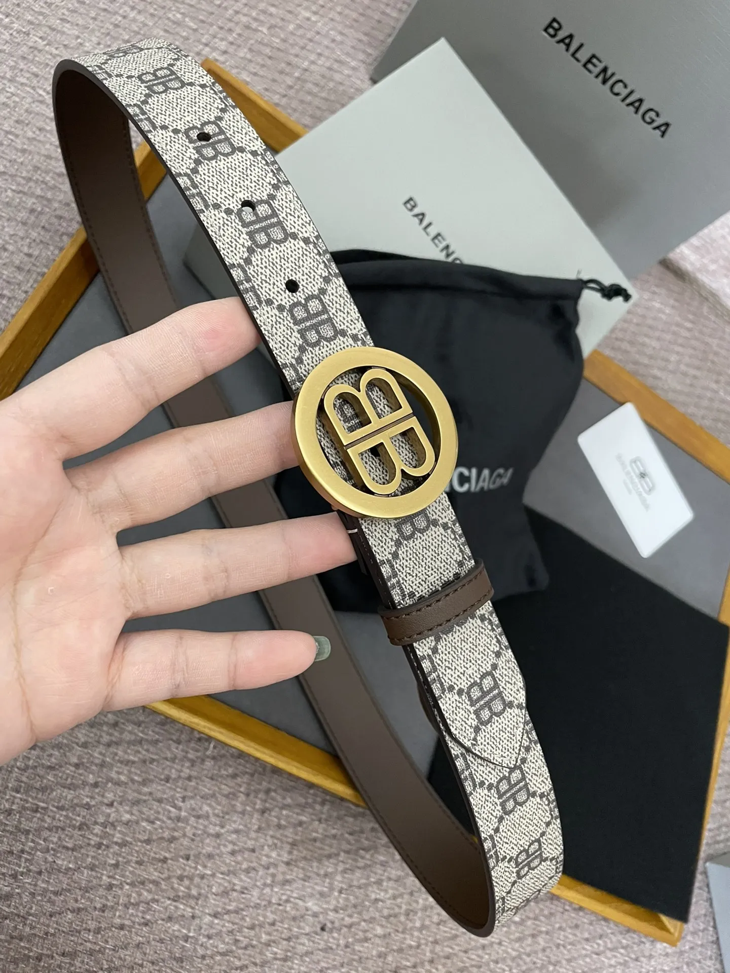 BALENCIAGA 新作ベージュBBバ buckleベルト - 画像 (6)