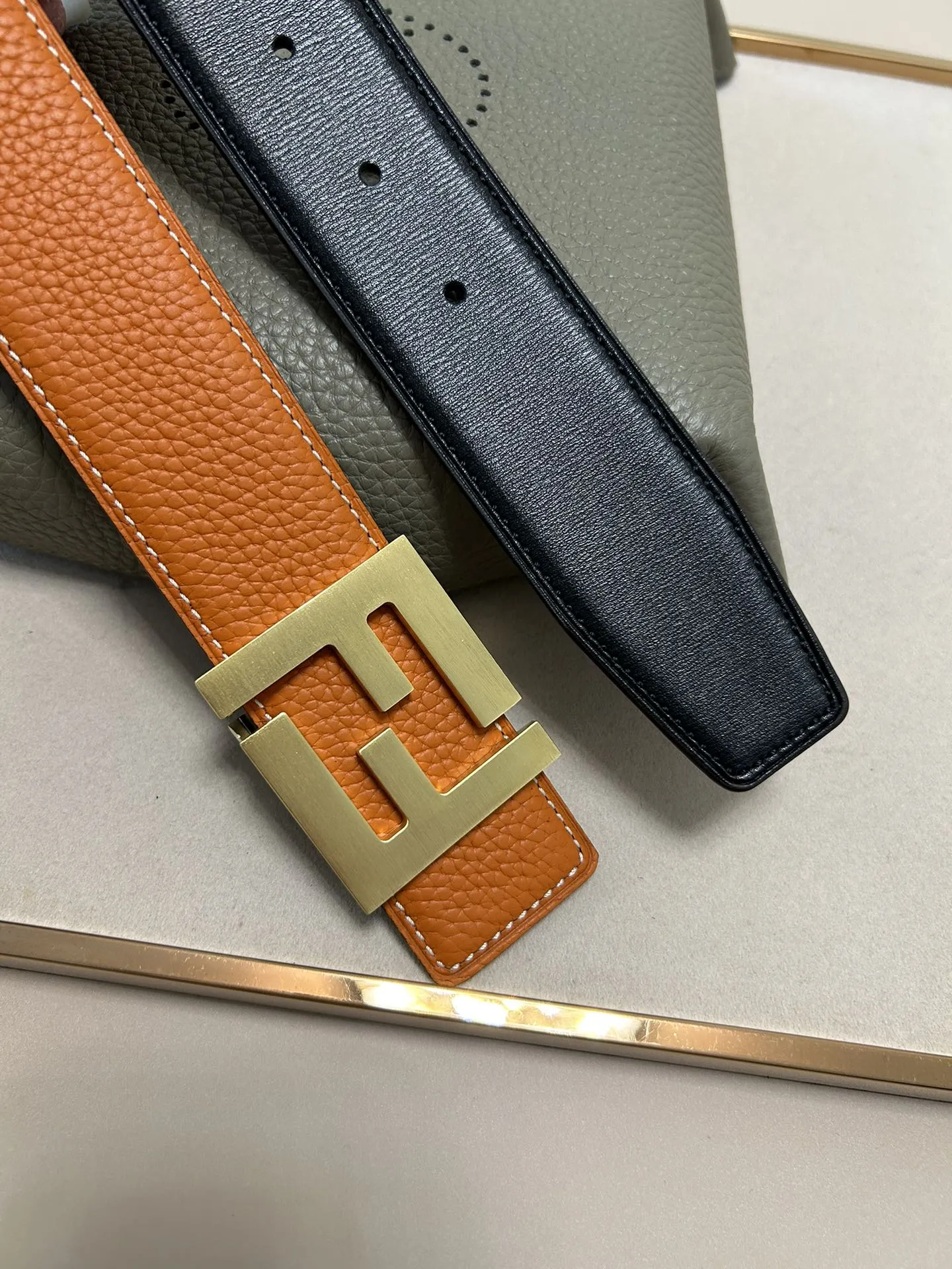 FENDI新作ダブルカラーベルトオレンジブラック - 画像 (6)