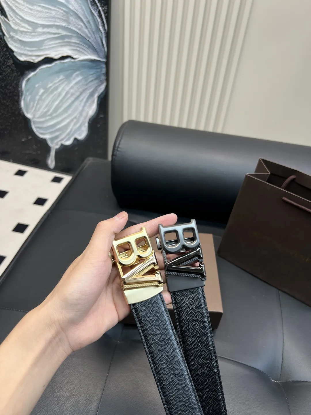 Bottega Veneta 新しい黒の牛革ベルト - 画像 (9)