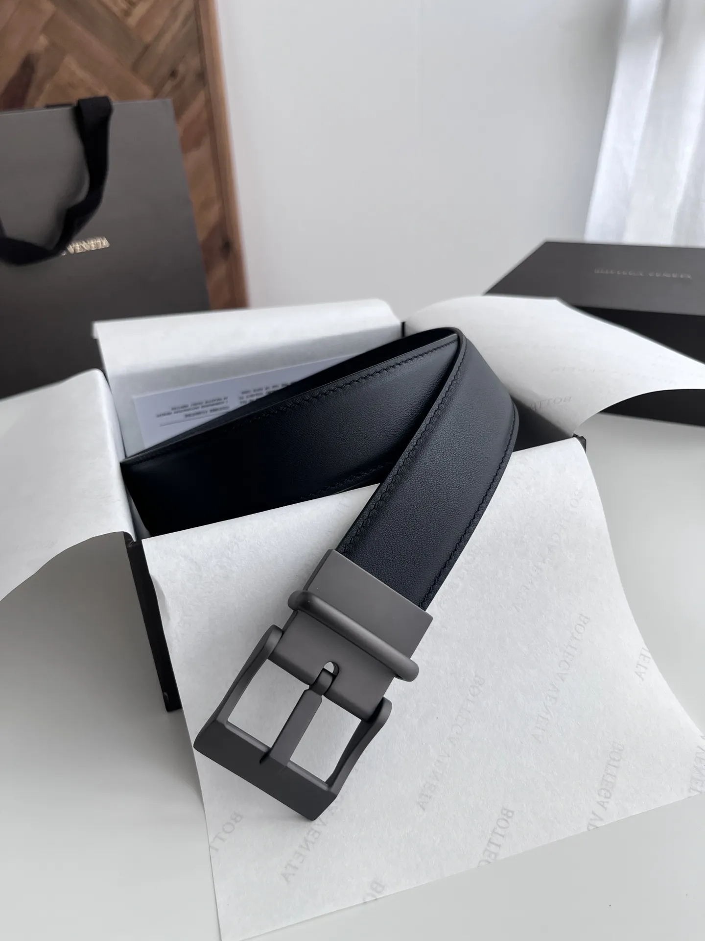 BV新作ダブルフェイス男性用ベルト黒3.5cm
