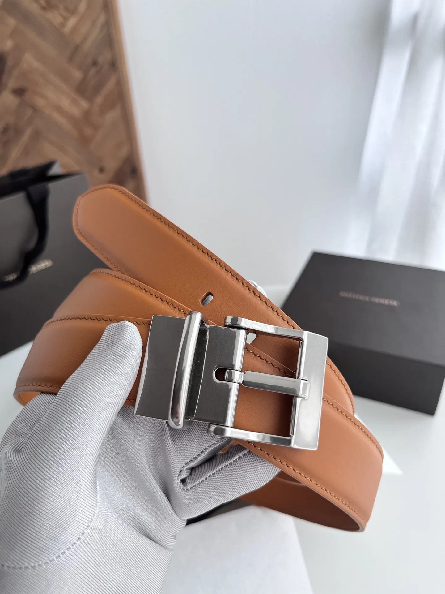 BV新作ダブルフェイス男性用ベルトオレンジ - 画像 (3)