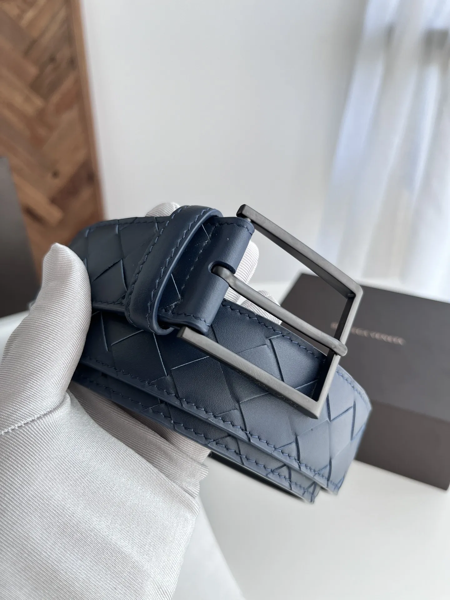 BV 2024年新作 ロイヤルブルー ワイド メンズベルト - 画像 (3)