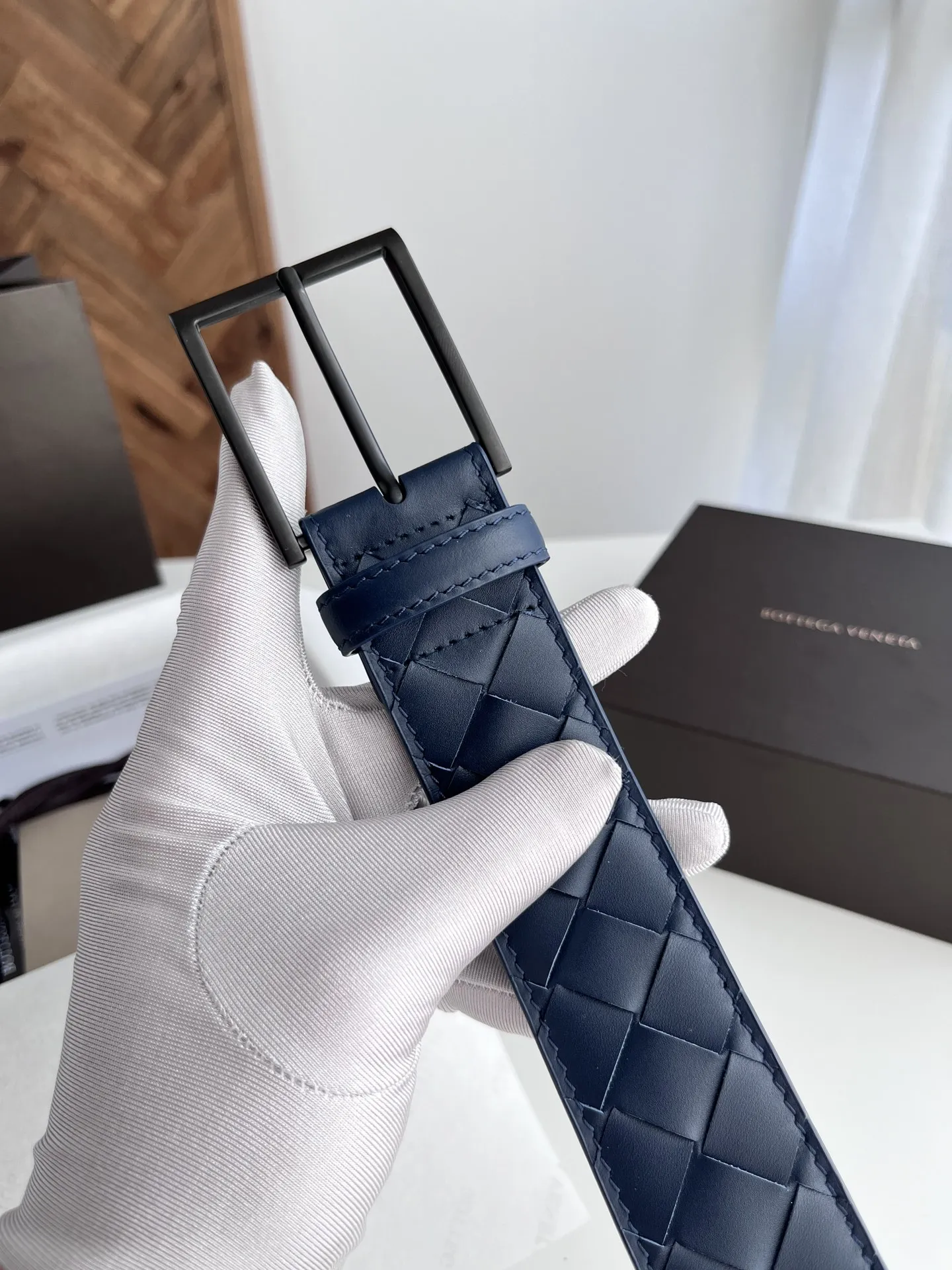 BV 2024年新作 ロイヤルブルー ワイド メンズベルト - 画像 (4)