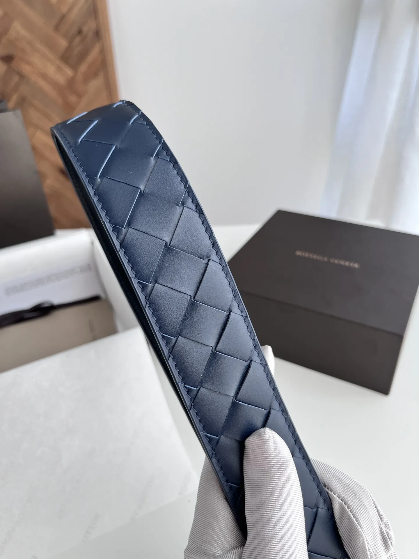 BV 2024年新作 ロイヤルブルー ワイド メンズベルト - 画像 (7)