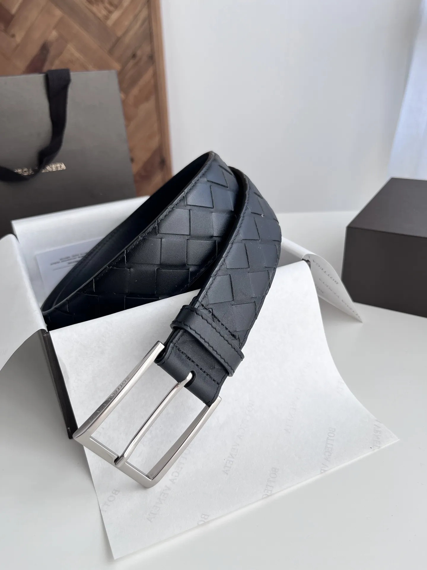 BV 2024新作黒ワイドベルト