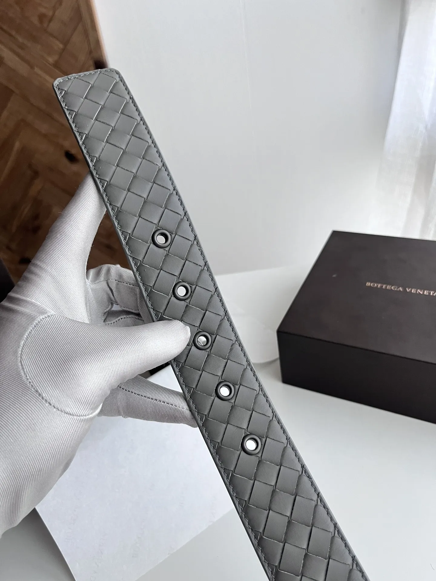 BV新作ダブルフェイス男性用ベルトグレー - 画像 (7)