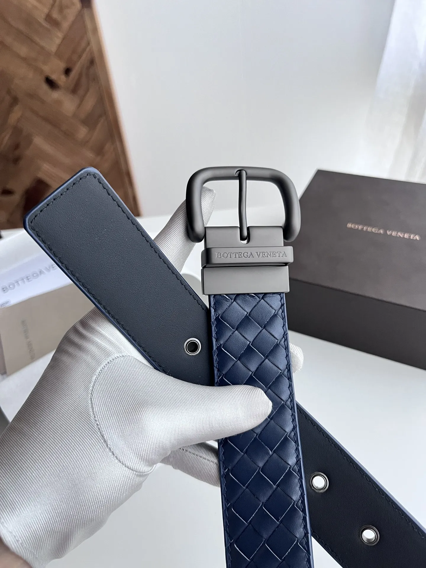 BV新作ダブルフェイス男性用ベルトデザイン - 画像 (5)