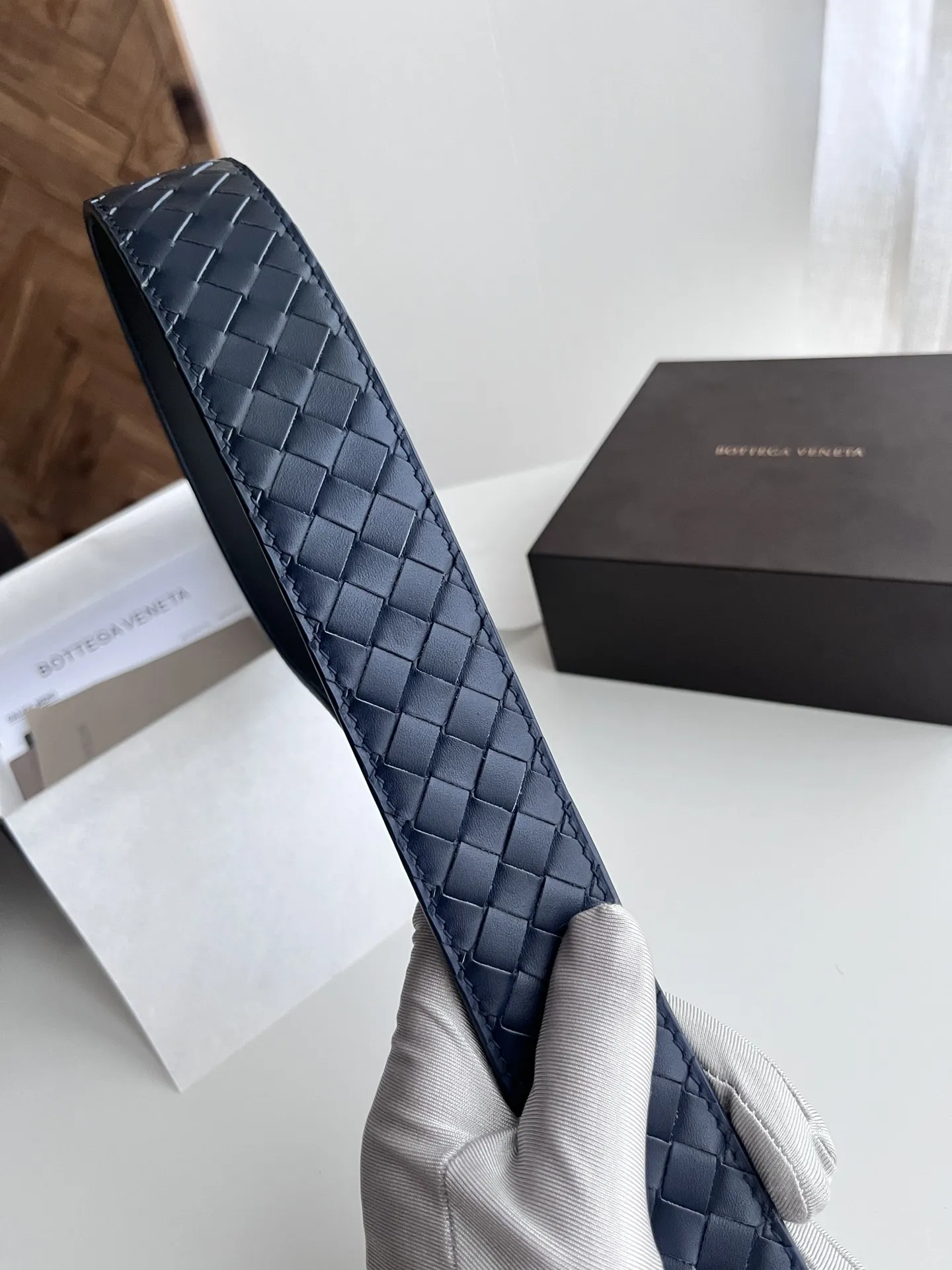 BV新作ダブルフェイス男性用ベルトデザイン - 画像 (6)