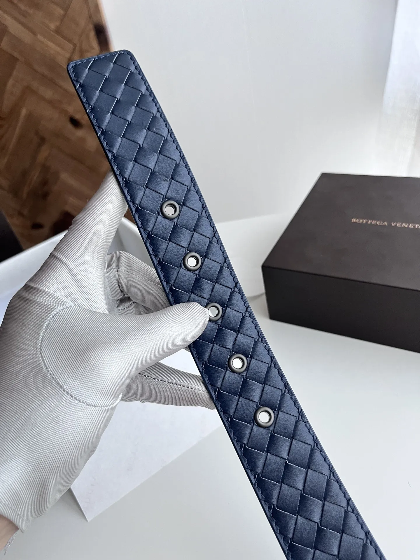 BV新作ダブルフェイス男性用ベルトデザイン - 画像 (7)