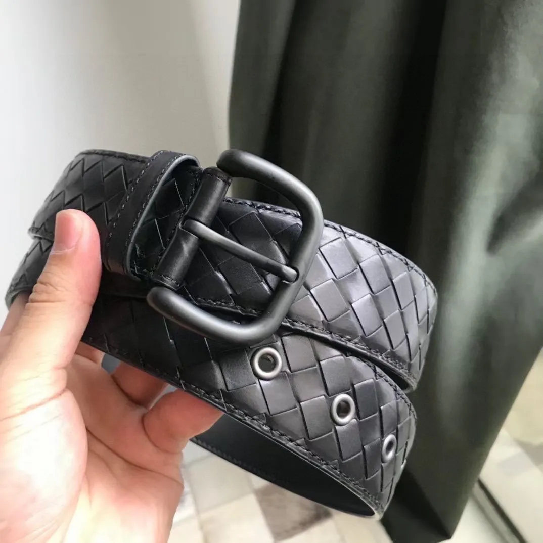 Bottega Veneta 新作黒編み込み皮ベルト - 画像 (4)