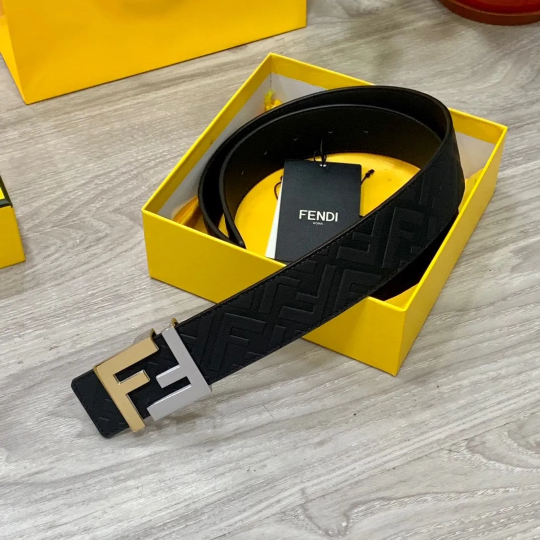 FENDI 新作 黒 幅40MM FFロゴベルト - 画像 (5)