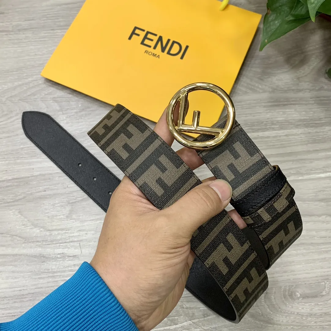 FENDI 新作ブラックFFロゴワイドベルト - 画像 (8)