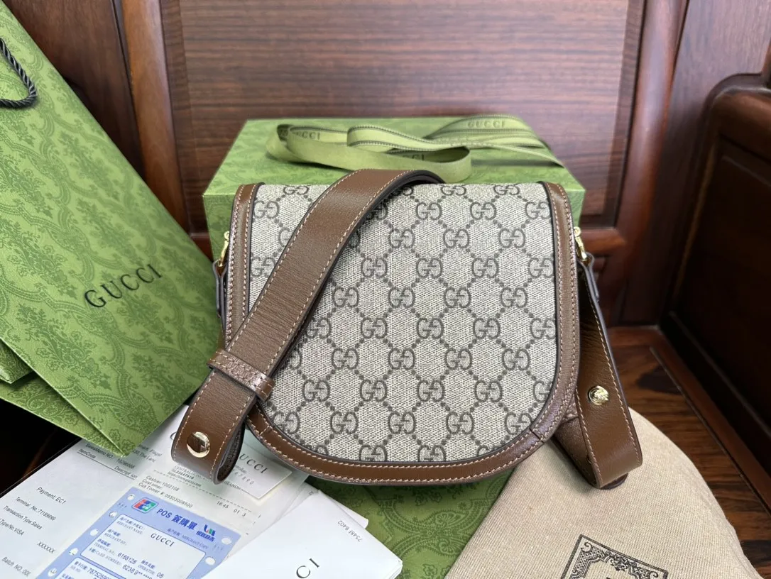 Gucci Horsebit 1955 ミニ斜め掛け鞍型バッグ 茶色 - 画像 (3)