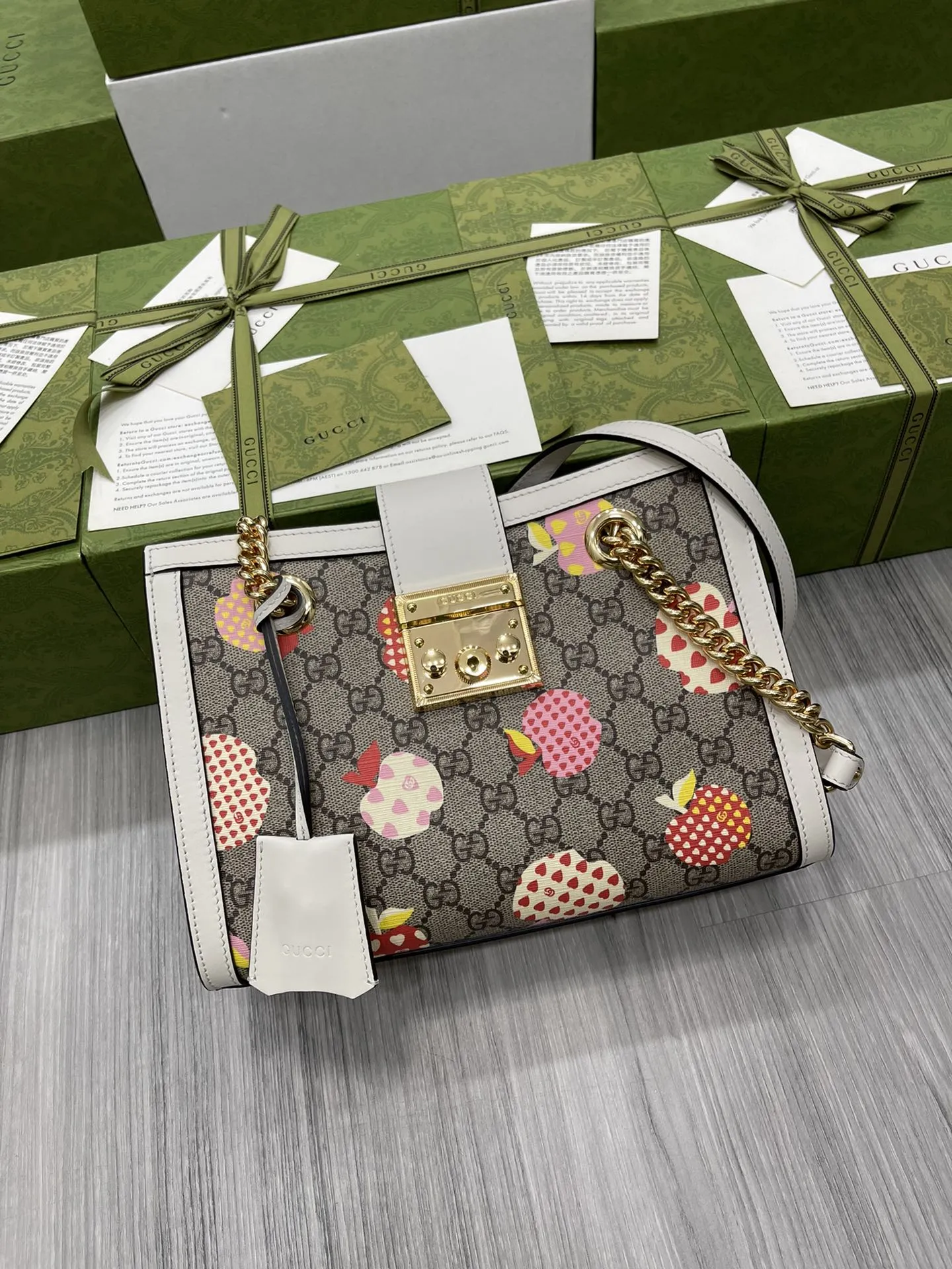 Gucci 七夕特別シリーズ 小号Padlock肩背包 ピンク