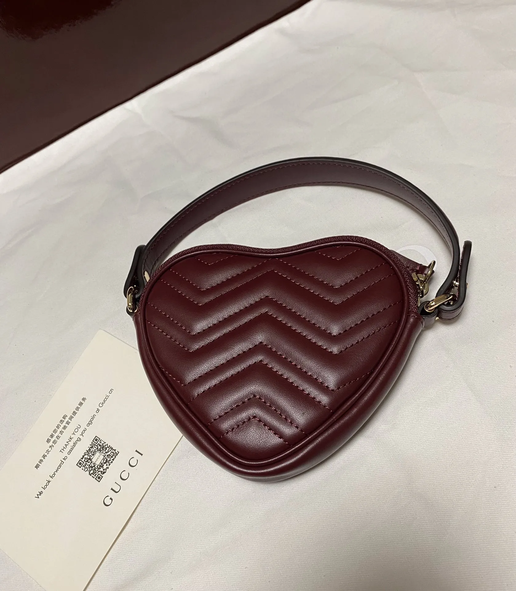 Gucci マルモント ハート型バッグ アンコールレッド - 画像 (4)
