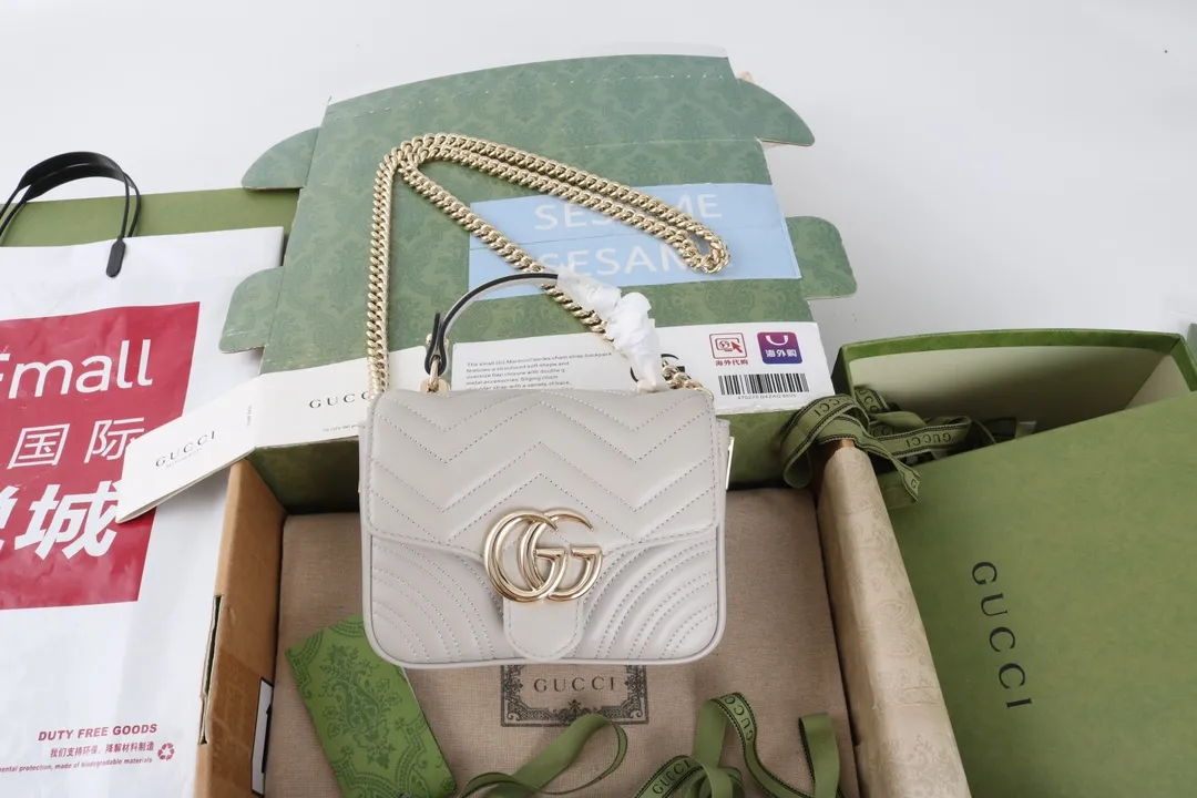 Gucci GG Marmont グレー ハンドバッグ