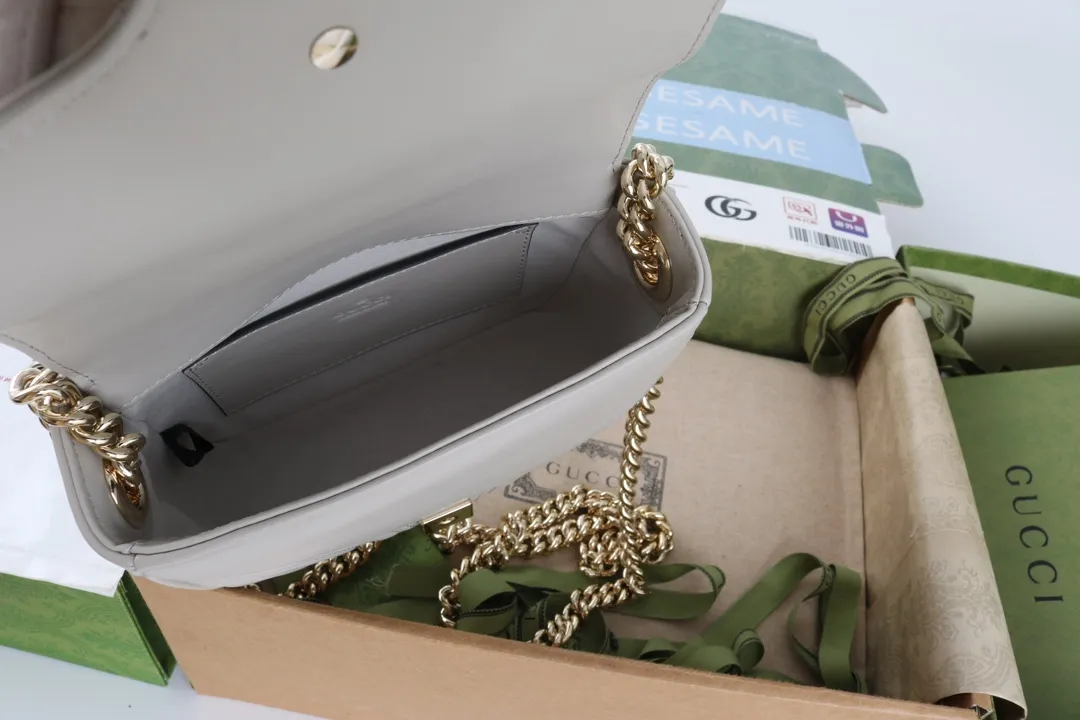Gucci GG Marmont グレー ハンドバッグ - 画像 (15)