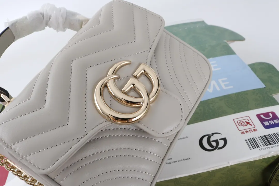 Gucci GG Marmont グレー ハンドバッグ - 画像 (5)