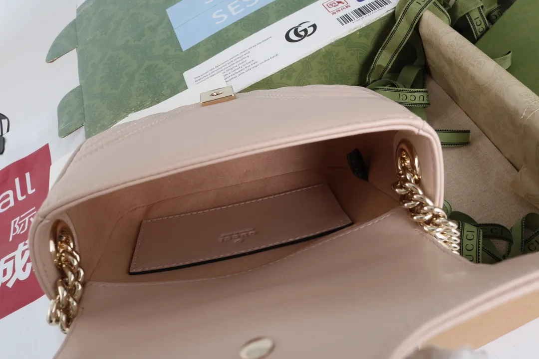 Gucci GG Marmont ピンク ショルダーバッグ - 画像 (14)