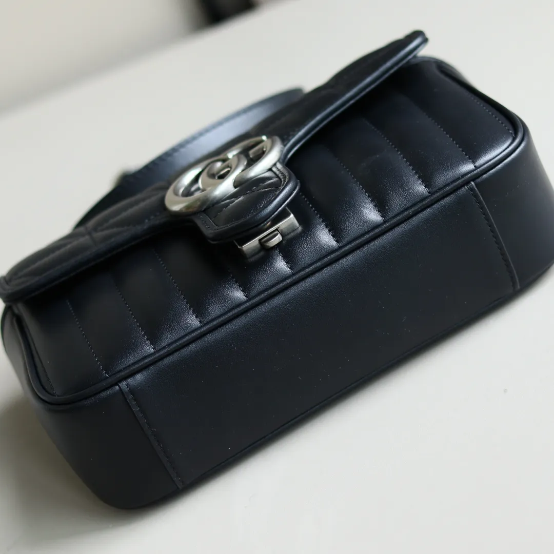 Gucci GG Silver marmont ミニショルダーバッグ ブラック - 画像 (5)