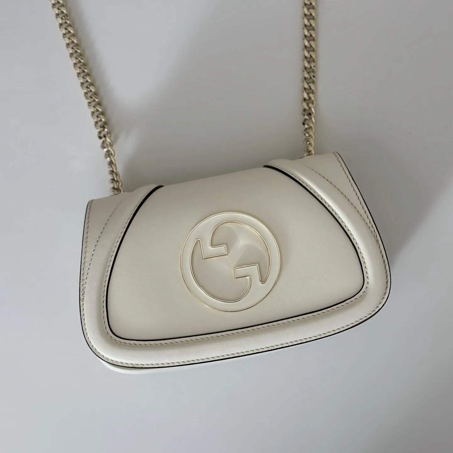 Gucci Blondie ミニショルダーバッグ ホワイト - 画像 (5)