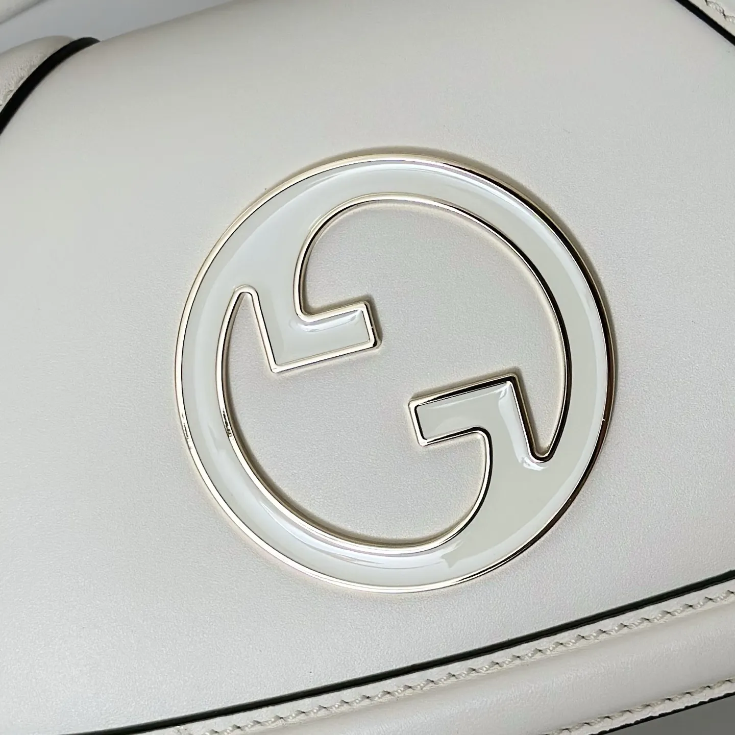 Gucci Blondie ミニショルダーバッグ ホワイト - 画像 (6)