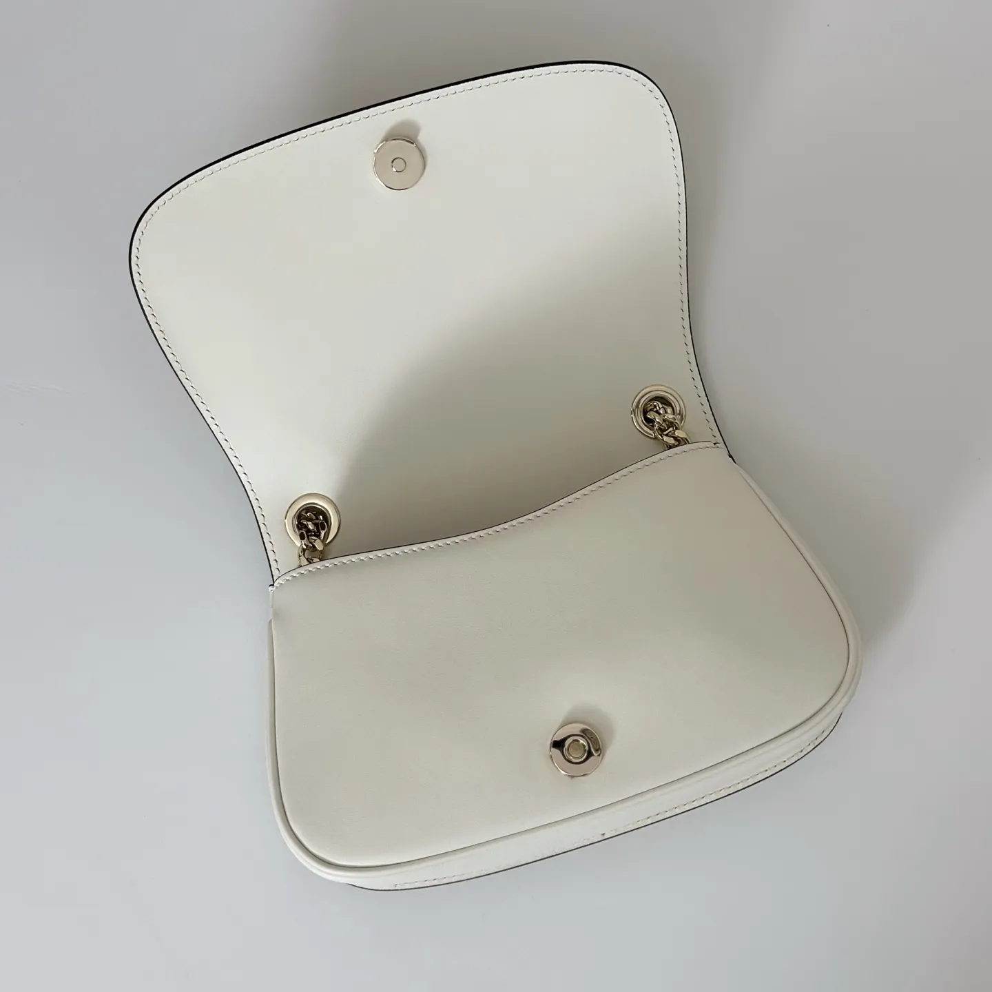 Gucci Blondie ミニショルダーバッグ ホワイト - 画像 (8)